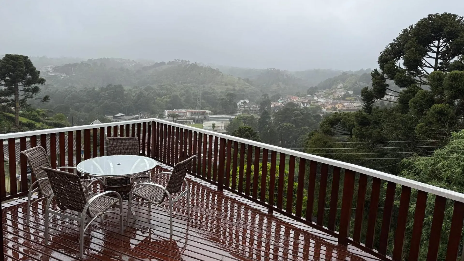 Casa Para Ate 8 Pessoas Com Facil Acesso A Pontos Turisticos Campos do Jordao Holiday home